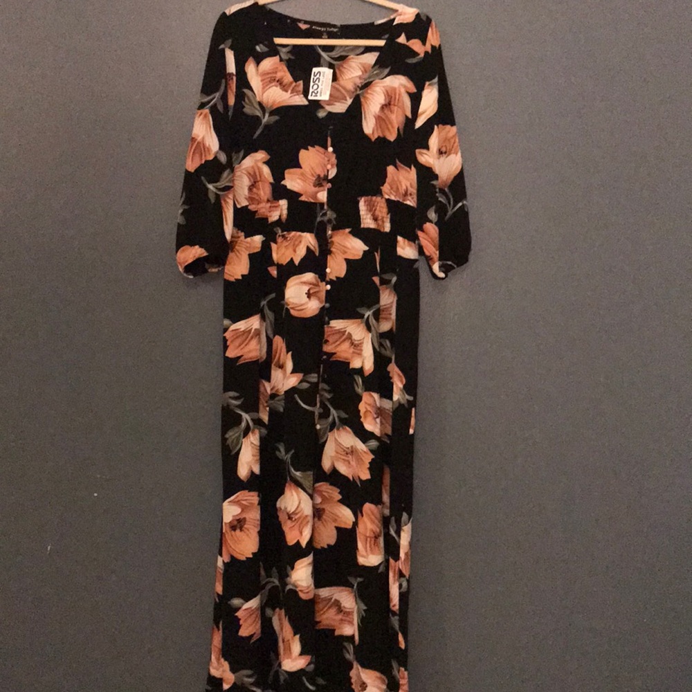 Black floral maxi